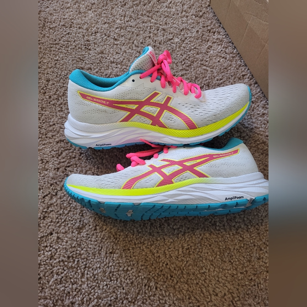 Asics gel excite 7 womens size 7.5